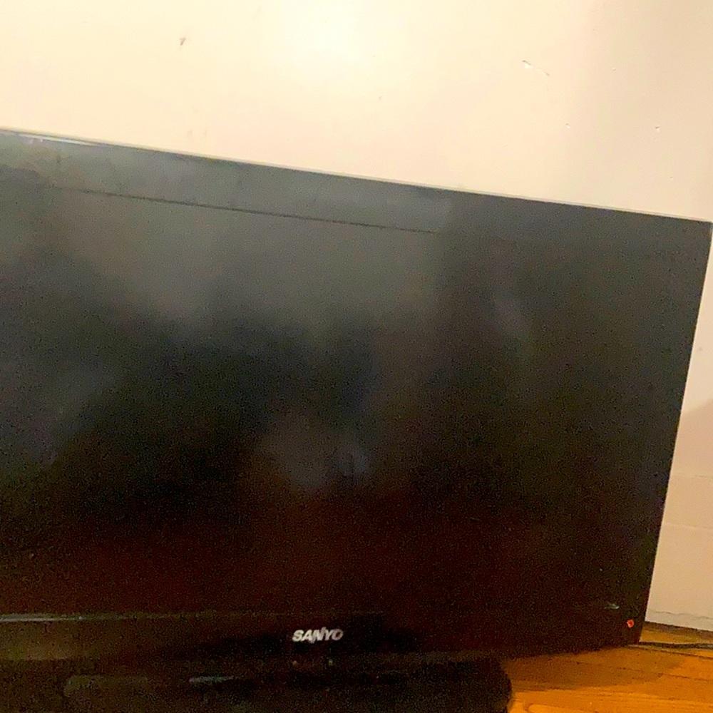 32 inch Screen TV